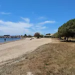 Quiet House For 2-4 People Close To The Beaches Vakantiehuis *