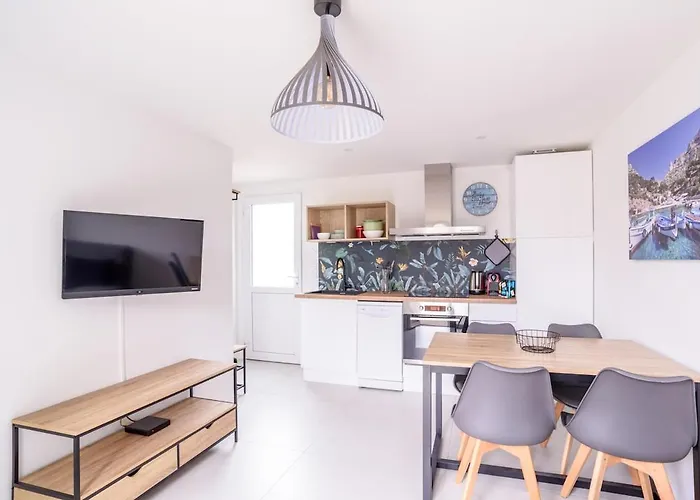 Quiet House For 2-4 People Close To The Beaches Hyeres