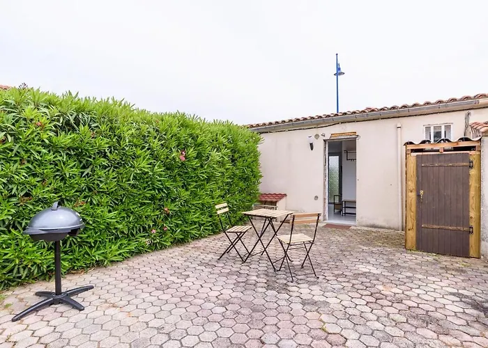 Quiet House For 2-4 People Close To The Beaches *